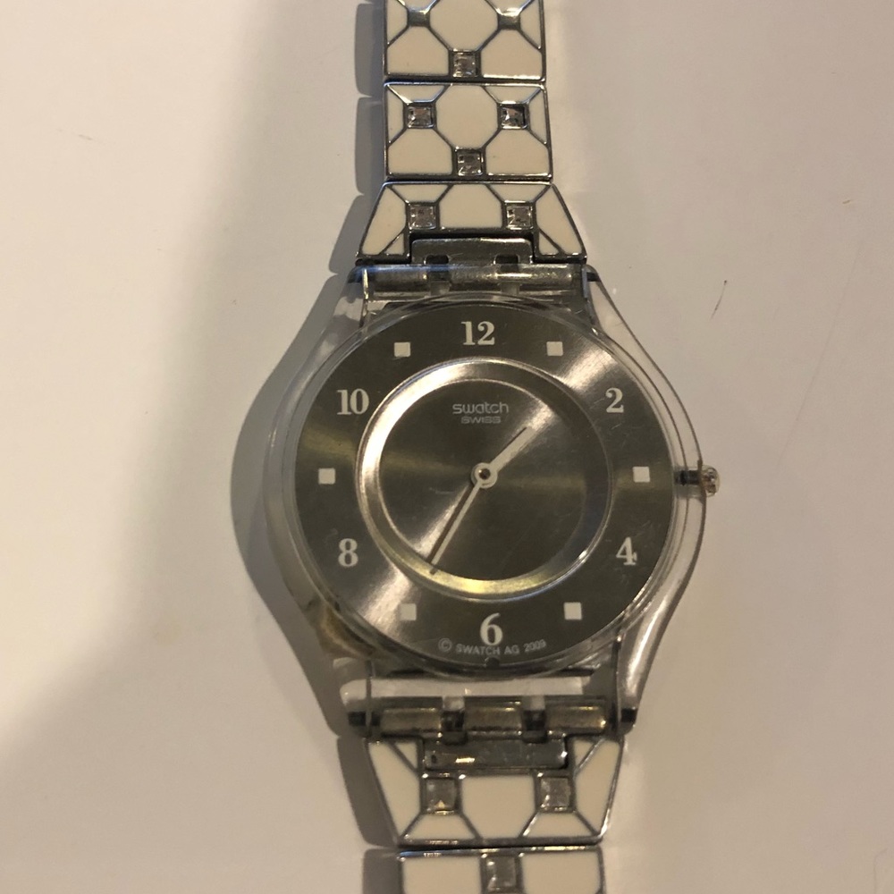 Swatch - Picture 2 of 2